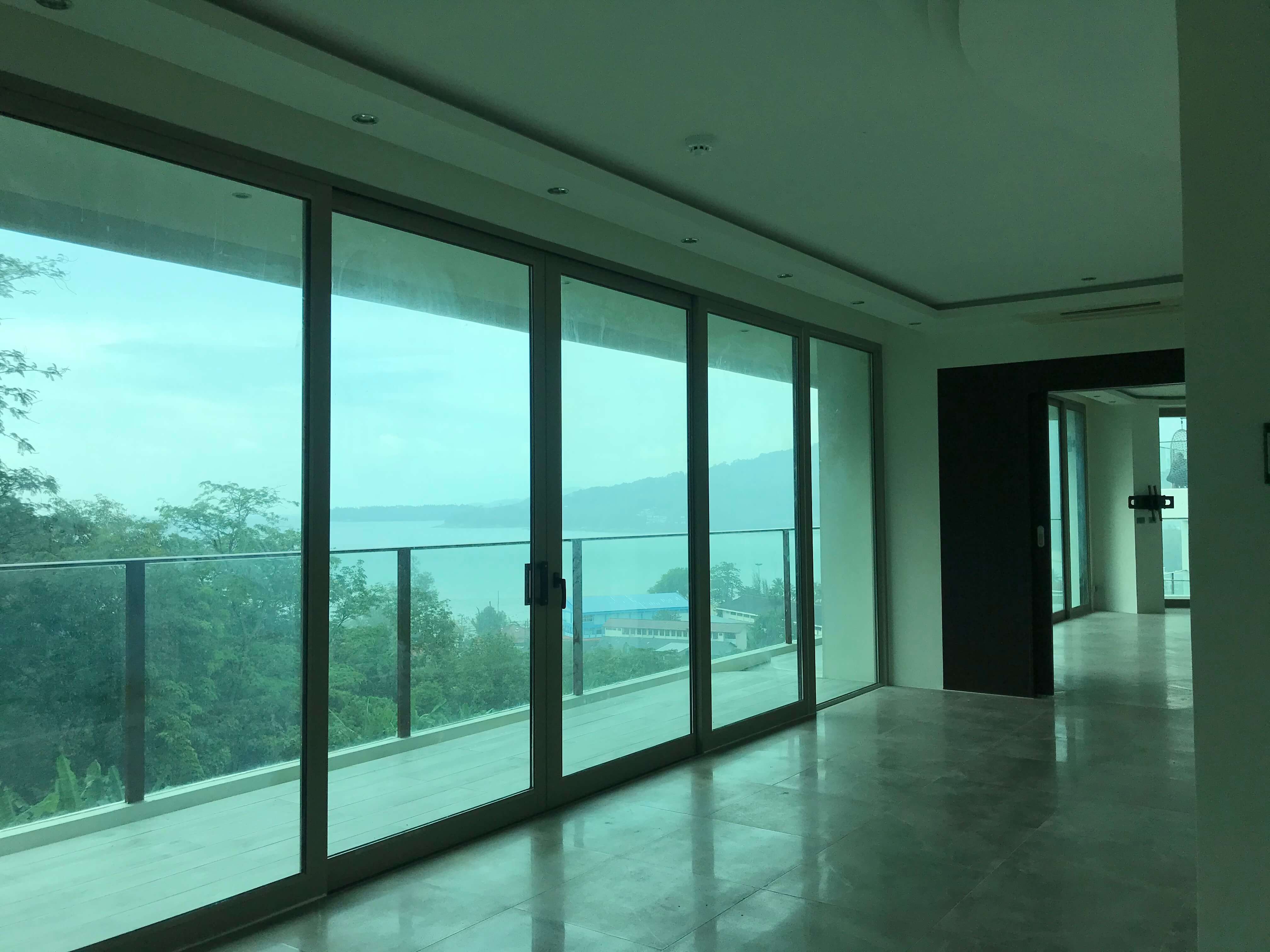 Apartment with a large private balcony and a picturesque view, 2 rooms, Kamala