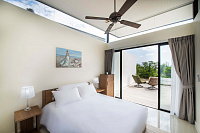Modern townhouse with swimming pool in Bangtao, 3 bedrooms