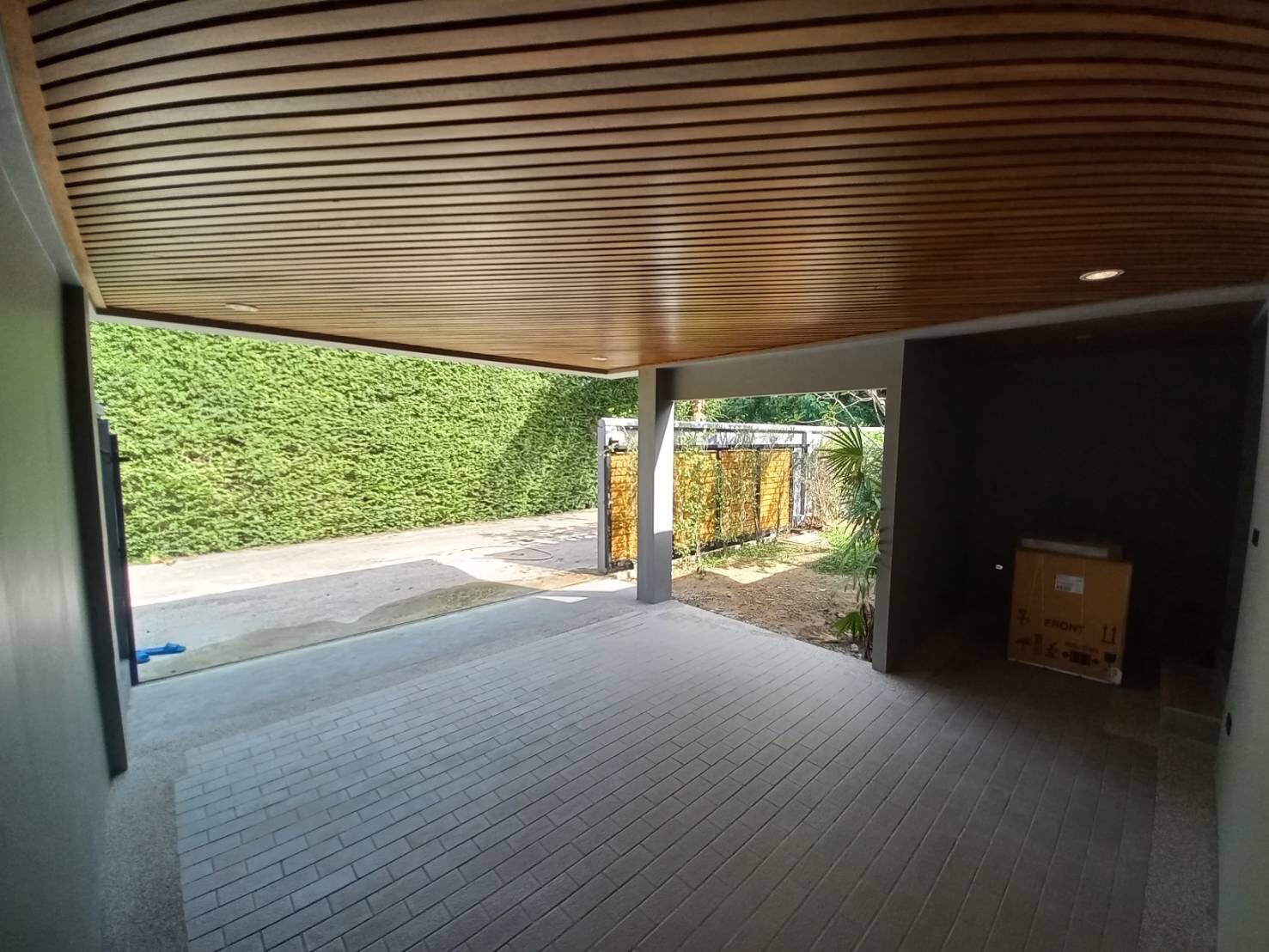 Spacious villa with a modern renovation and a private pool, 2 bedrooms, Nai Harn