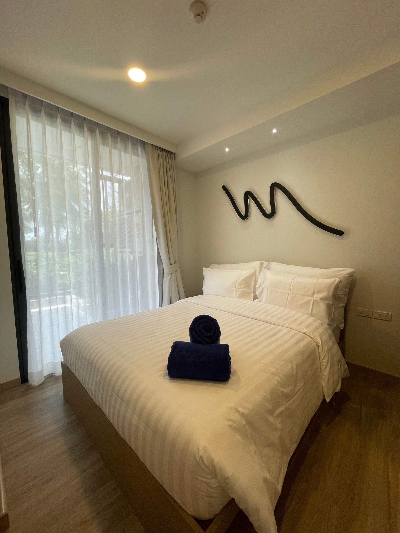 European 2 bedroom apartment in Bangtao with everything you need