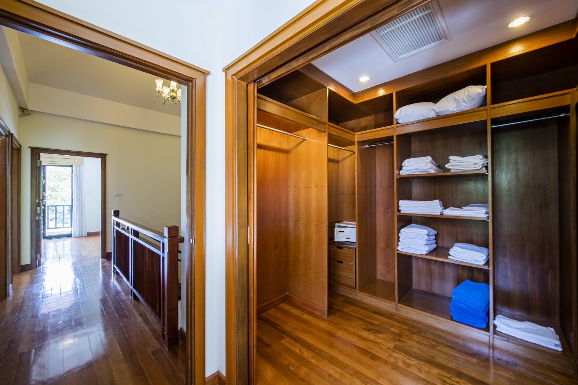 Comfortable villa with pool, 3 bedrooms, Bangtao