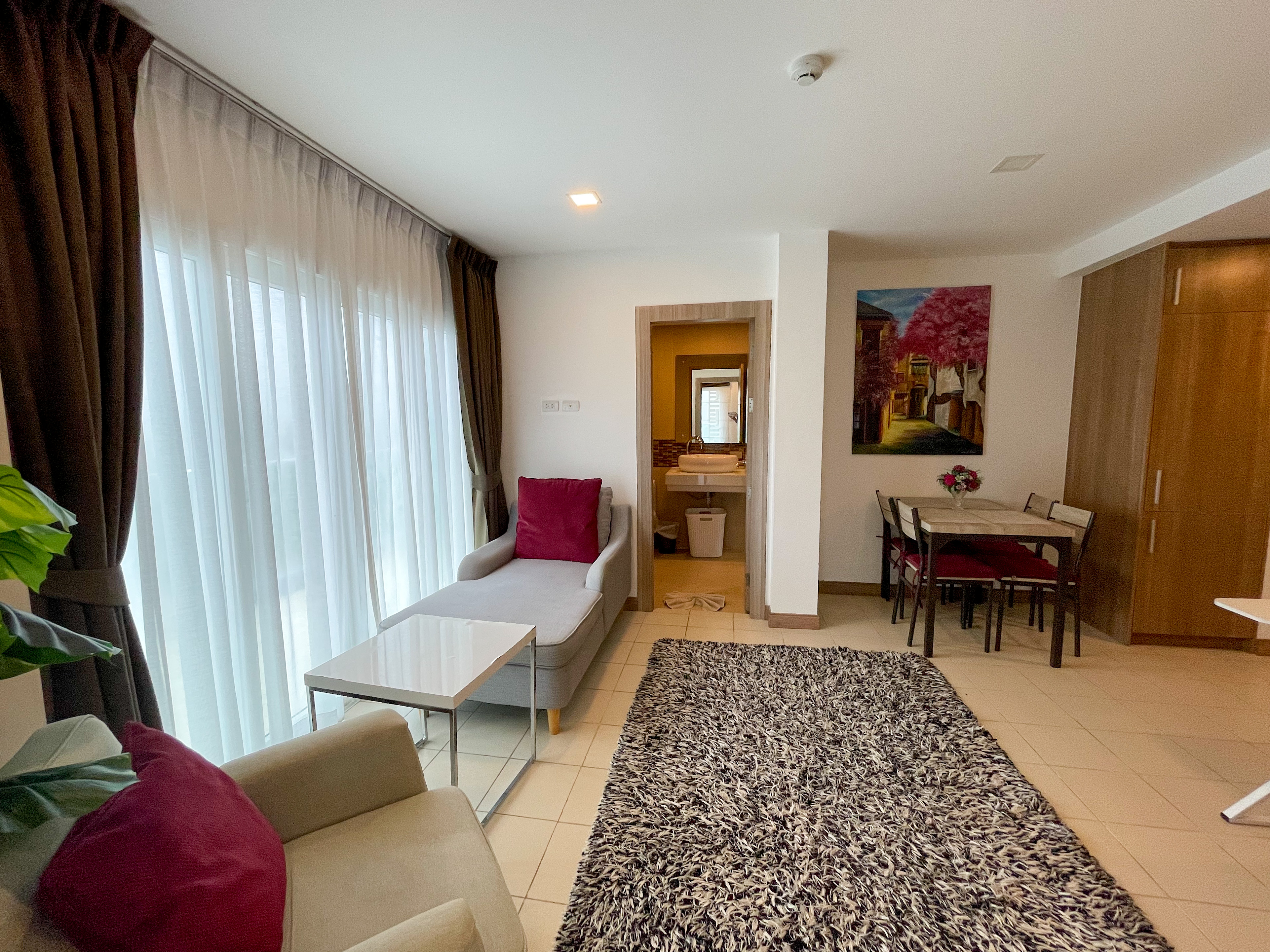 2 bedroom apartment near the beach, Nai Harn