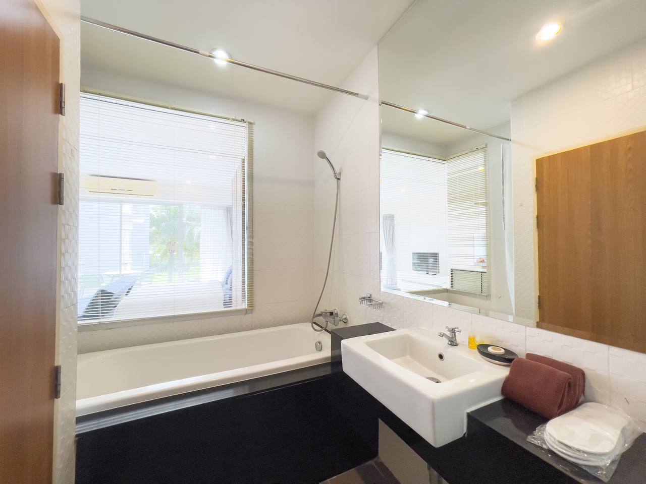 Studio apartment in Karon