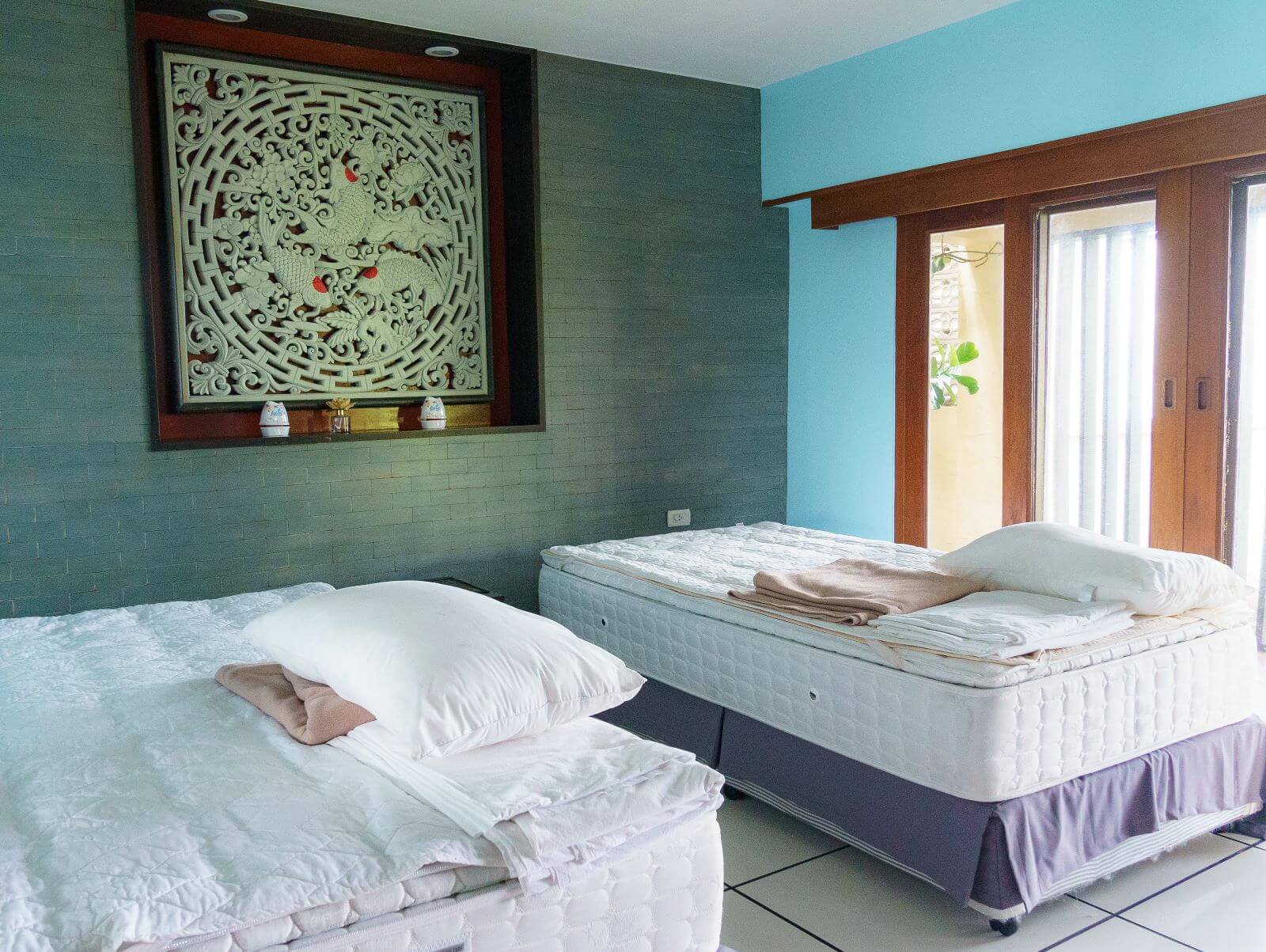 Ideal villa on rocky cliffs in Kamala area, 4 bedrooms