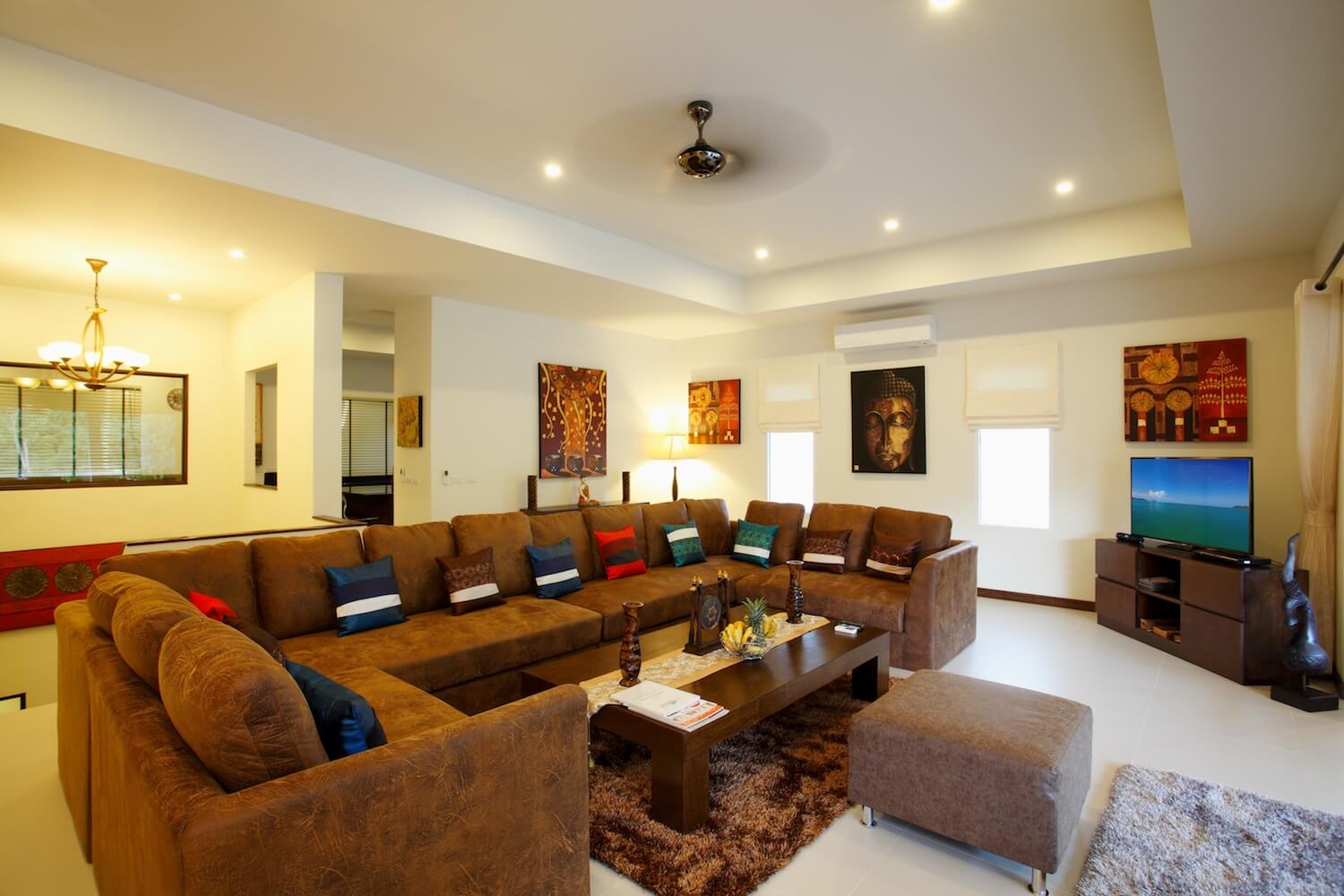 Spacious 7 bedroom villa, Nai Harn