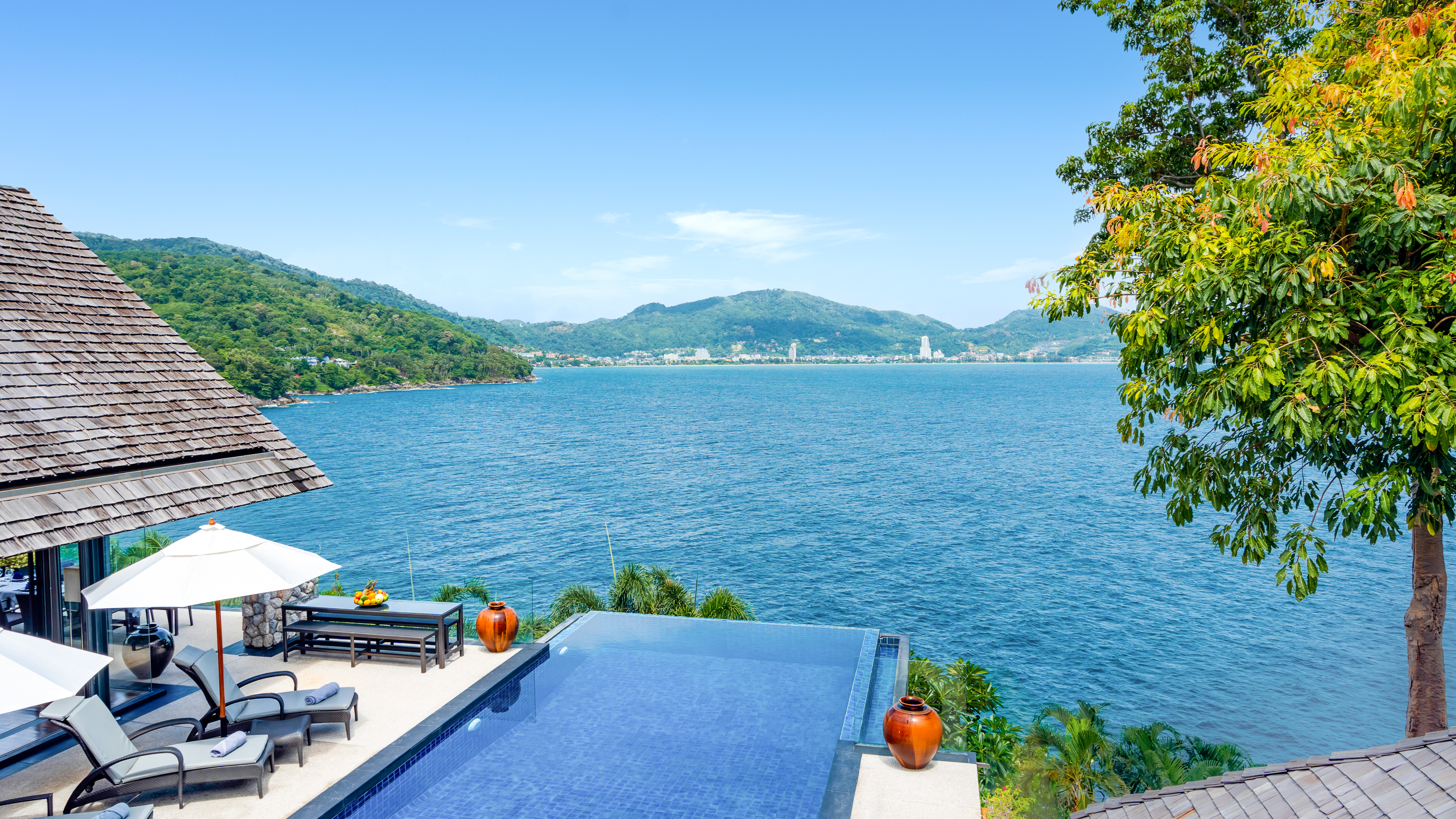 Magnificent villa with a pool and a garden overlooking the sea, 5 bedrooms, Kathu