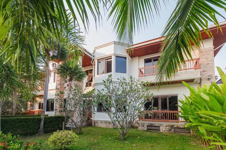 Studio apartment in Rawai at a favorable price