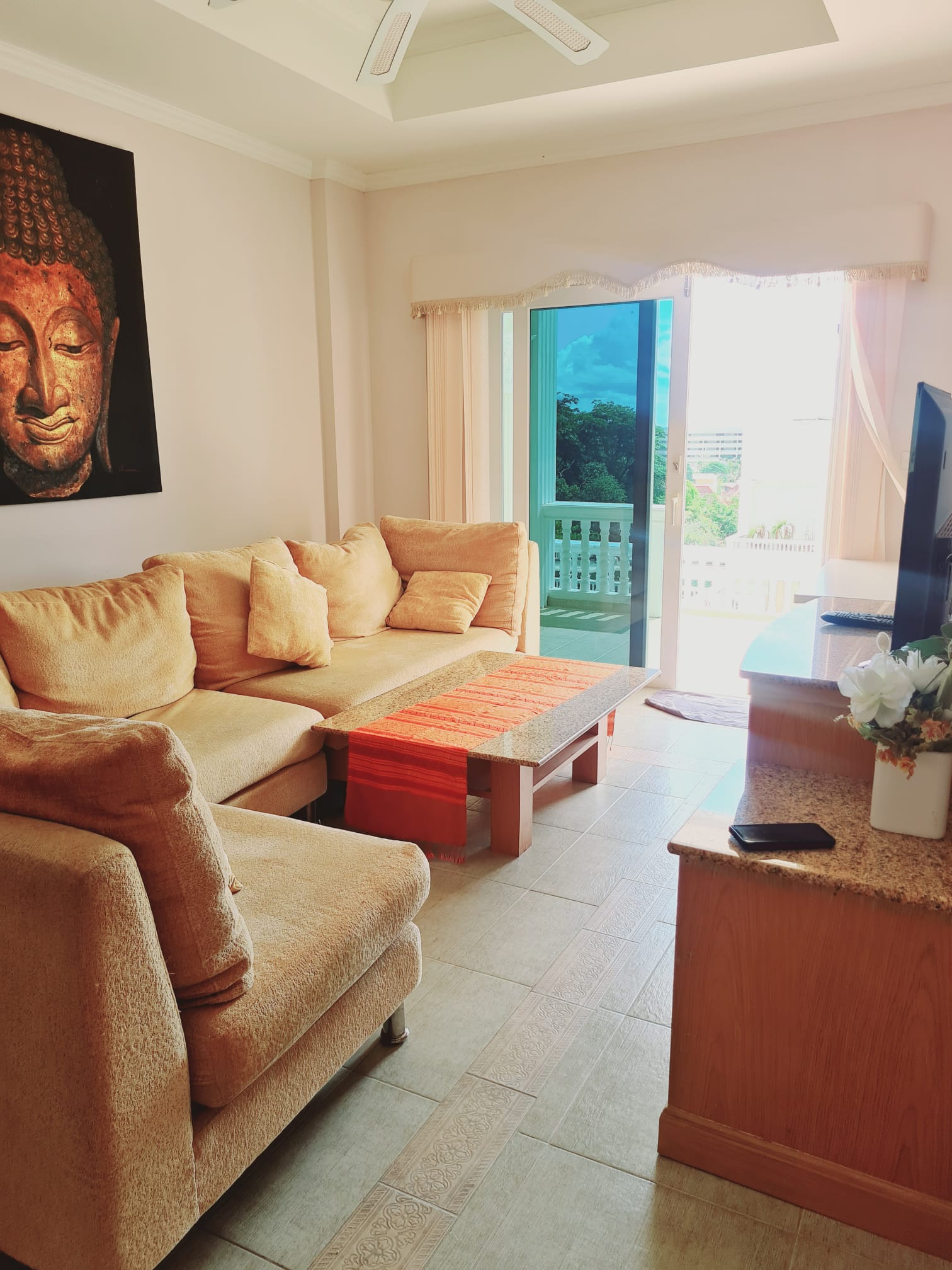 2 bedroom apartment with flowering garden, Karon