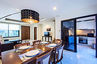 Modern townhouse with swimming pool in Bangtao, 3 bedrooms