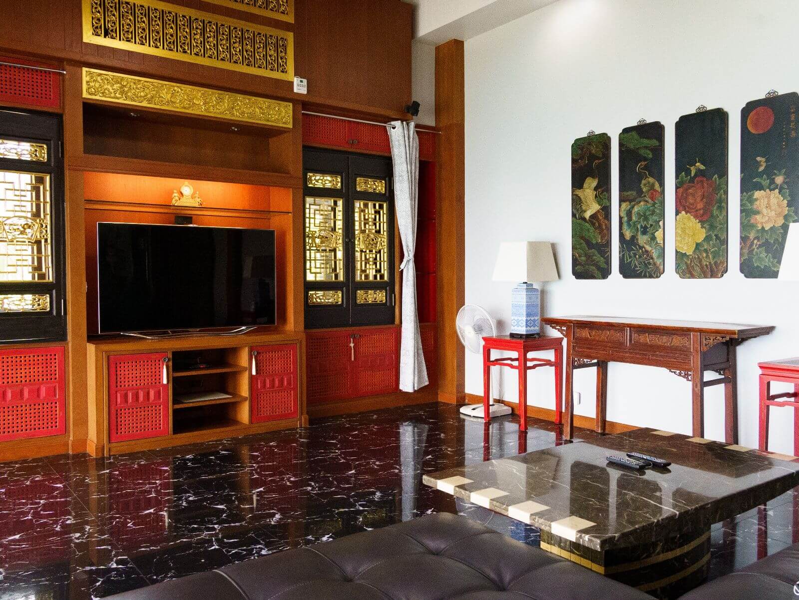Ideal villa on rocky cliffs in Kamala area, 4 bedrooms