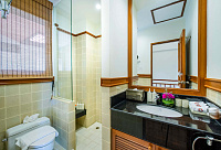 Two storey 3 bedroom villa in Bangtao