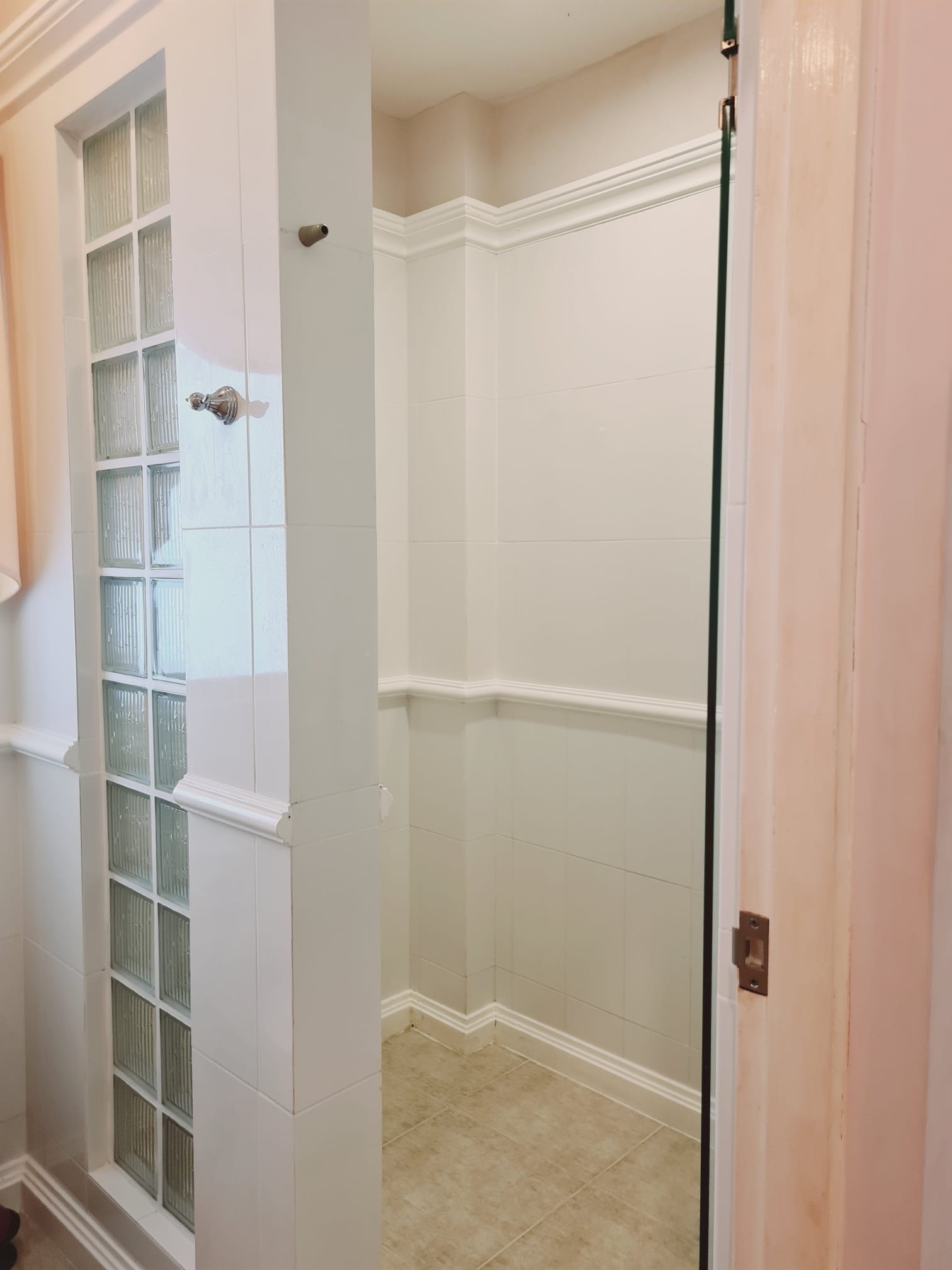 2 bedroom apartment with flowering garden, Karon