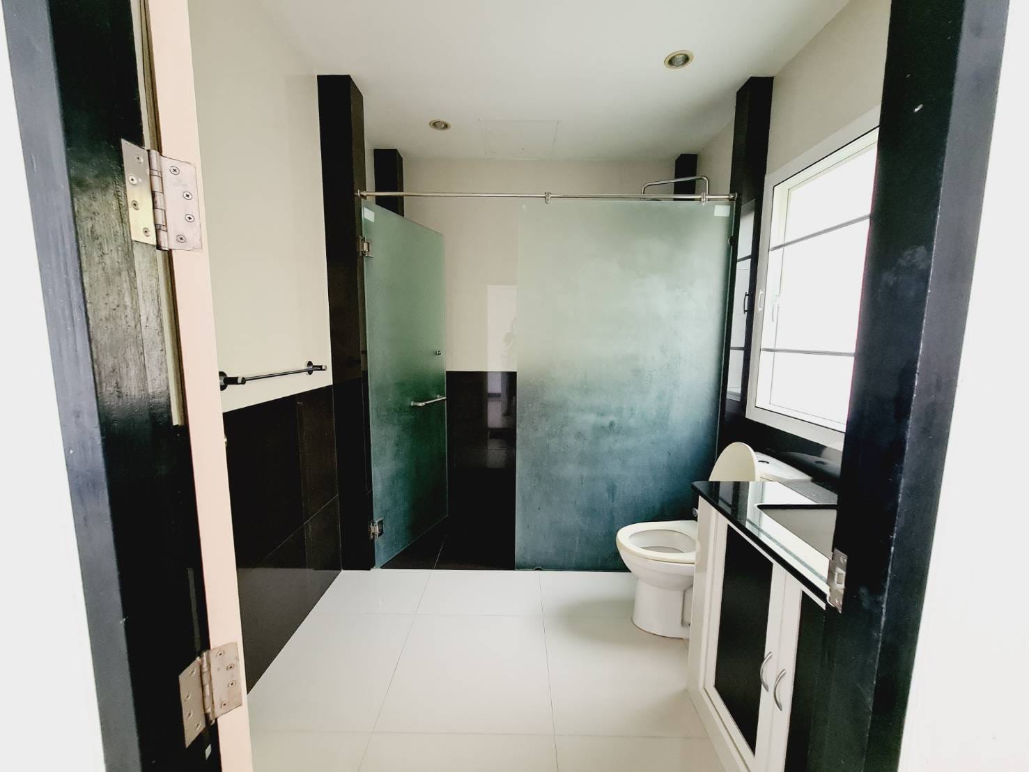 Studio apartment with sea view, Karon