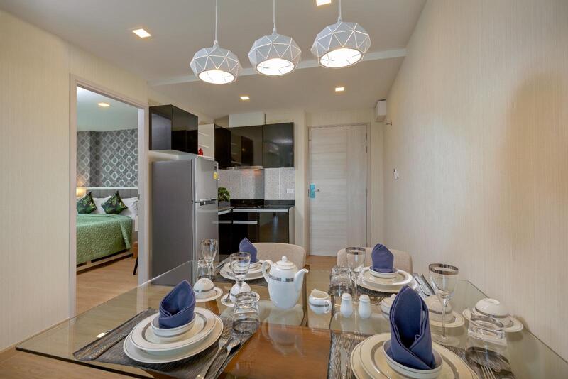 Light Design Apartment with Private Balcony, 2 Bedrooms, Kata Karon