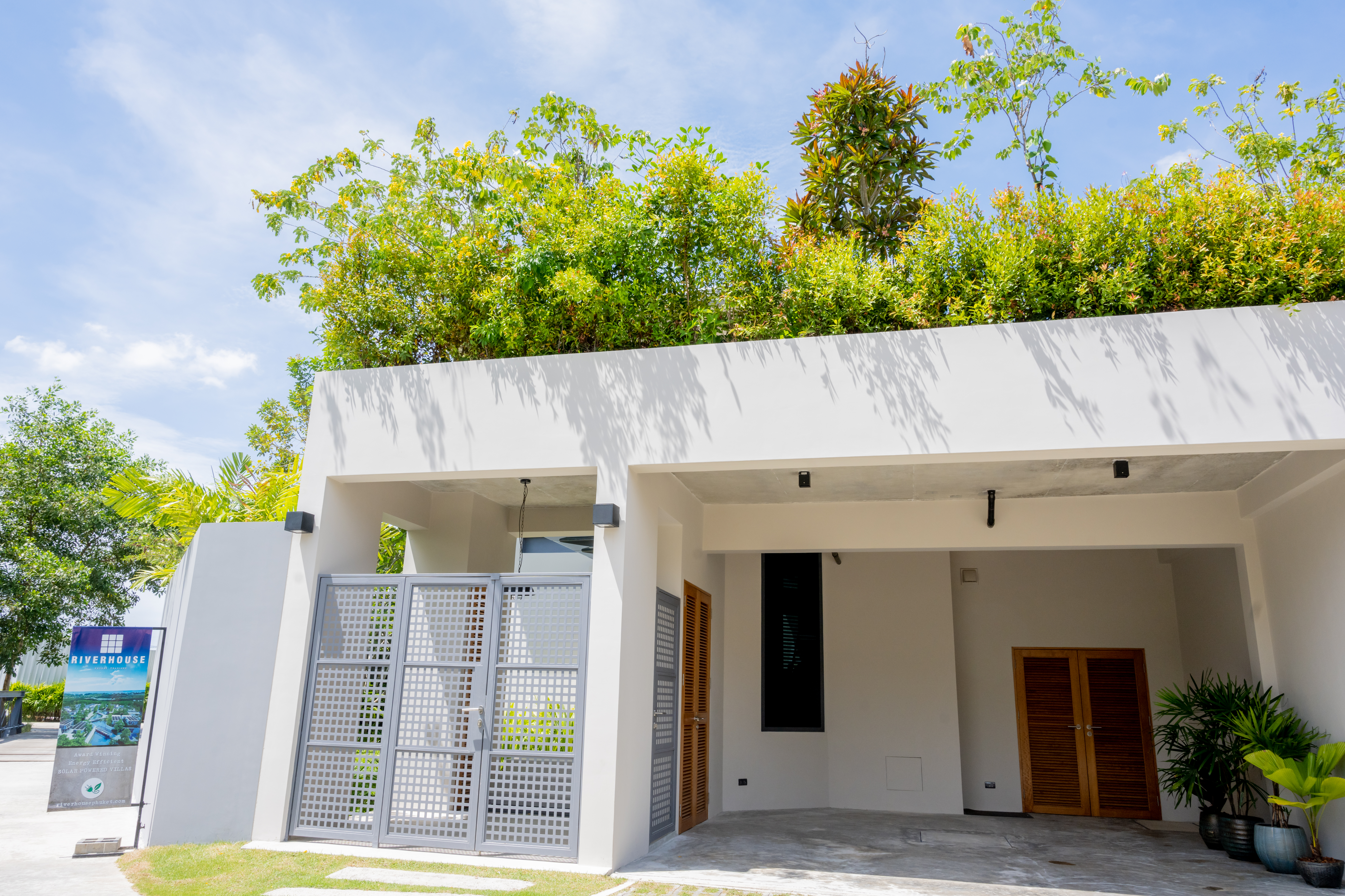 Magnificent 3 bedroom villa, Bangtao
