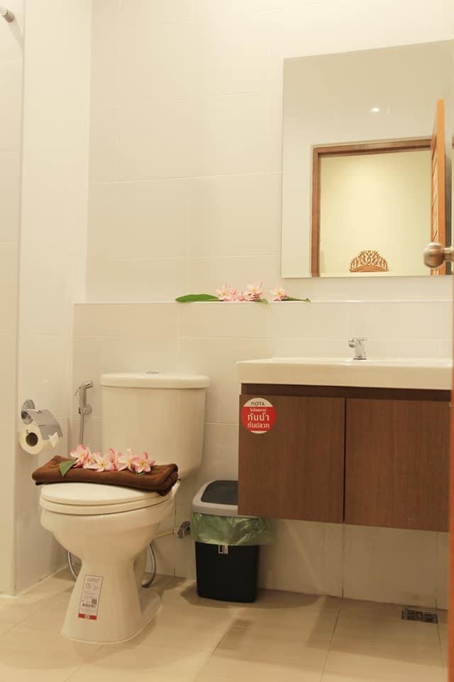 1-room apartment with beautiful garden and communal pool in Chalong