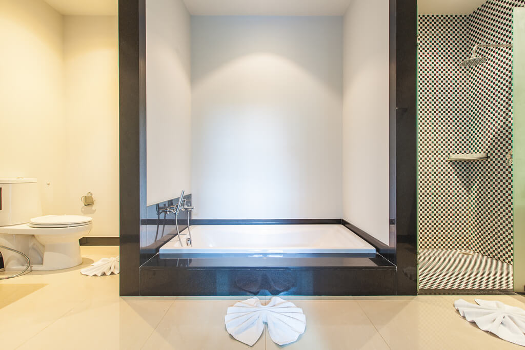 2-bedroom villa for an unforgettable holiday, Nai Harn