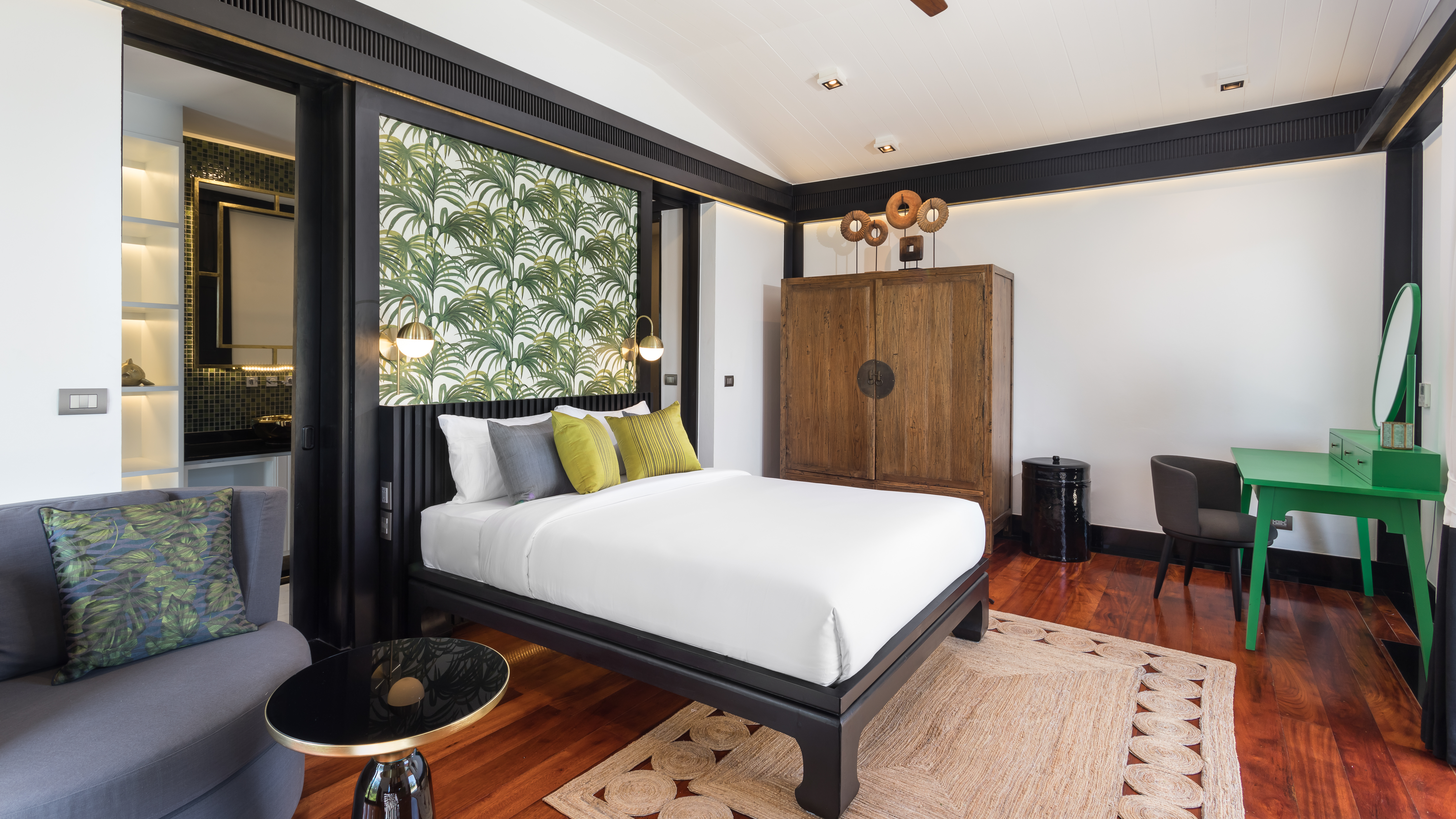 Bay view villa, 5 or 6 bedrooms, Kamala