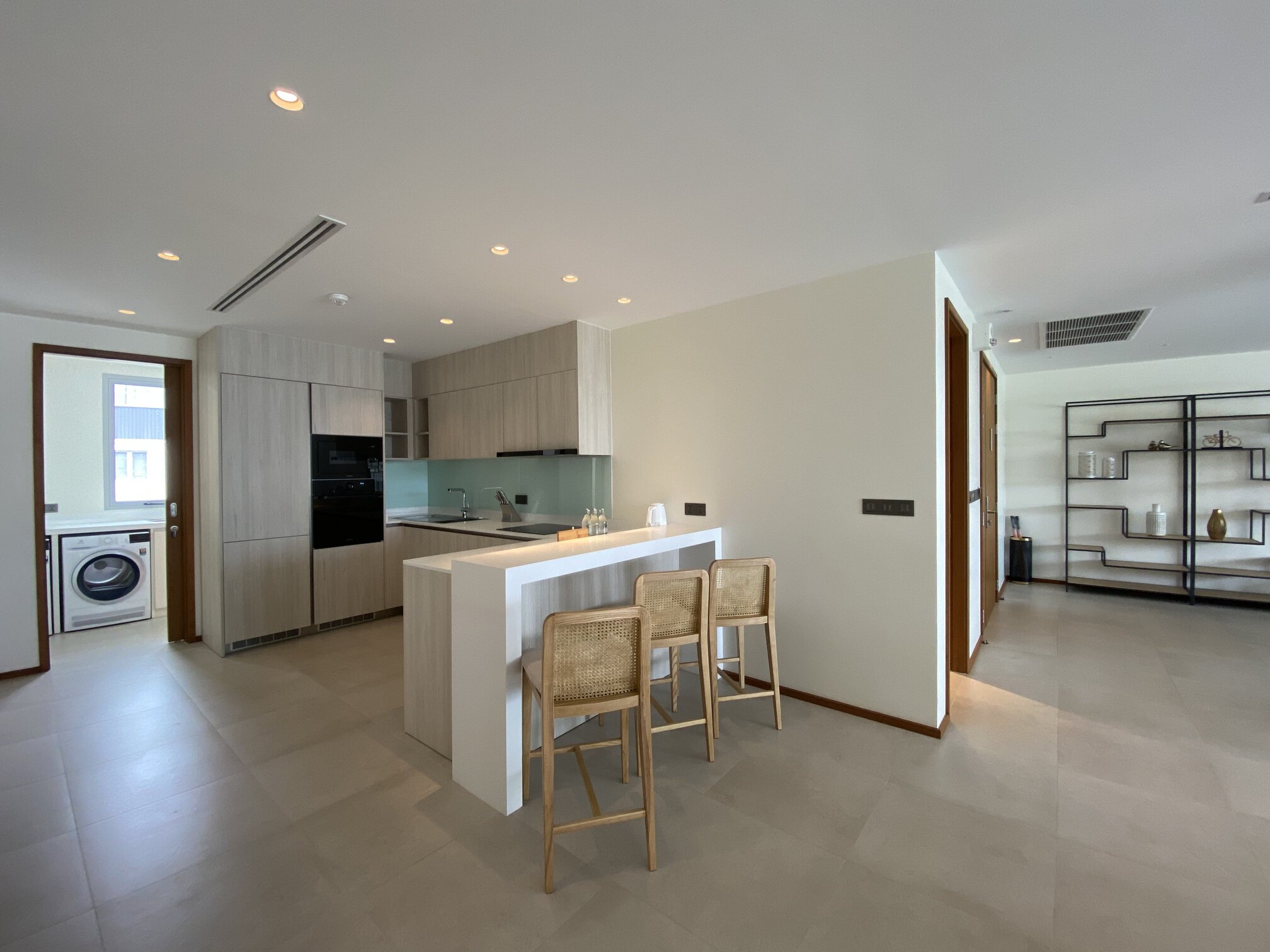 Spacious bright apartment with 2 bedrooms and everything you need for living, Bangtao