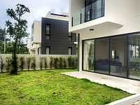 4 bedroom villa with landscaped garden and pool, Bangtao