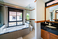 Comfortable pool villa, 3 bedrooms, Bangtao