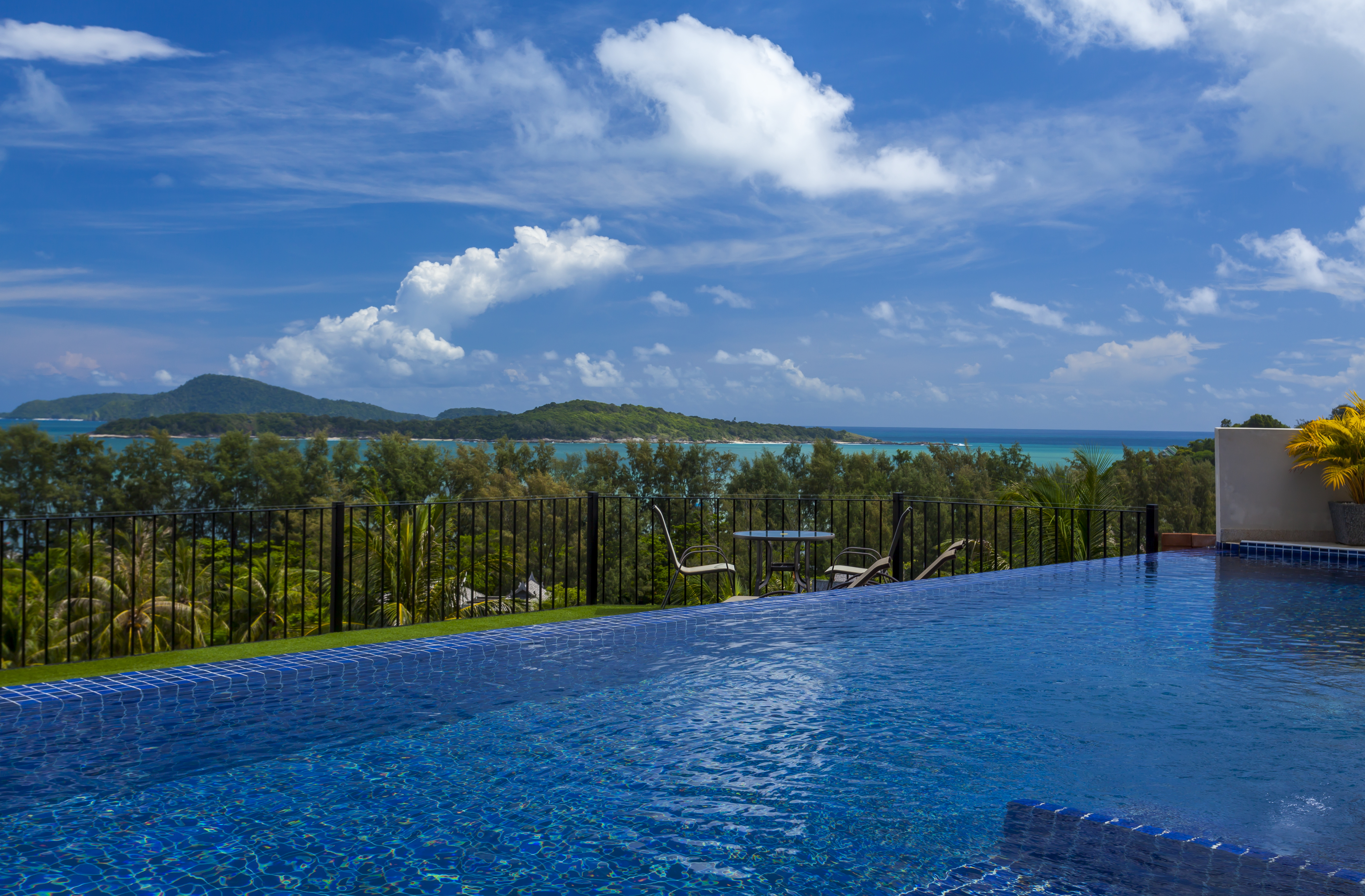 Villa with pool and private terrace, 9 bedrooms, Rawai