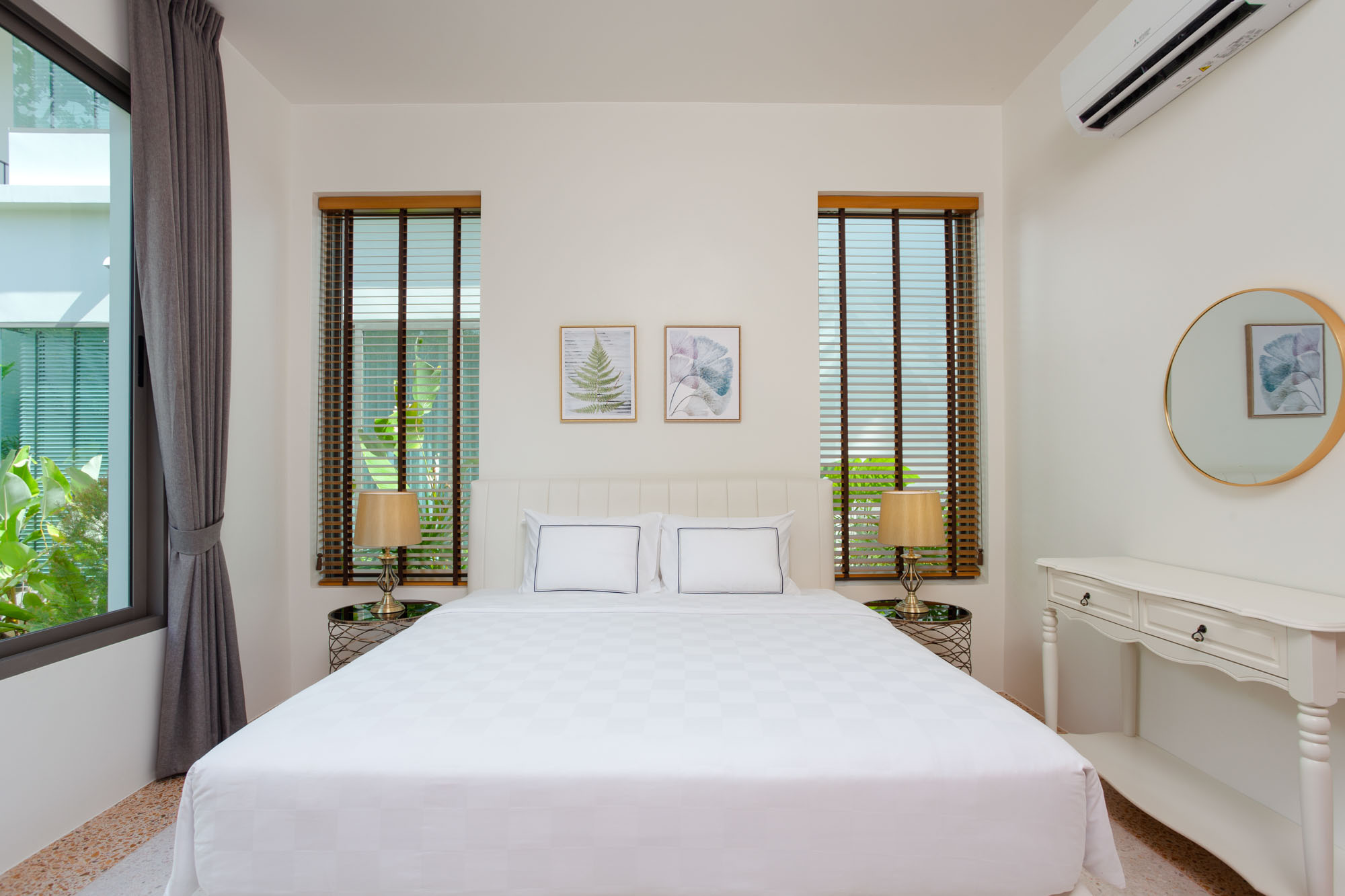 Two-storey villa with a pool in Rawai, 3 bedrooms