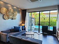 Spacious modern villa with pool and 2 bedrooms in Chalong area