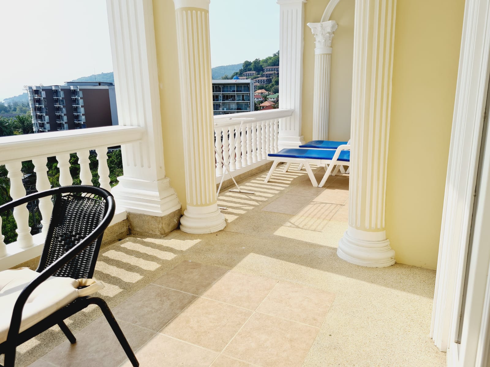 1 bedroom apartment with balcony and garden, Karon
