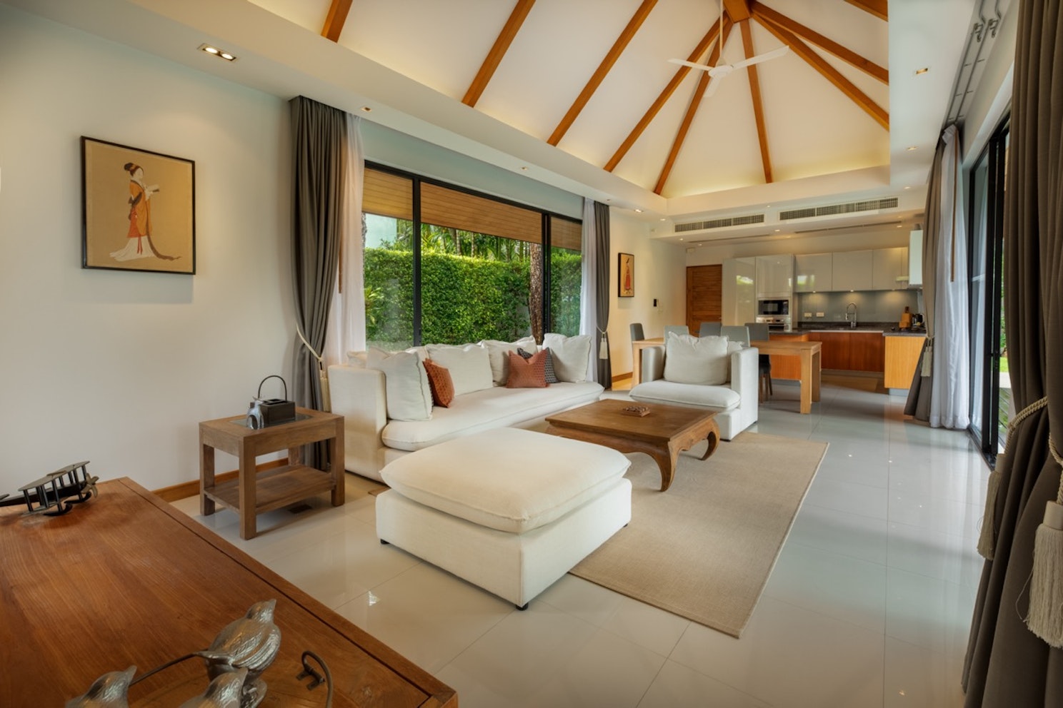 2 bedroom tropical garden villa in Bangtao