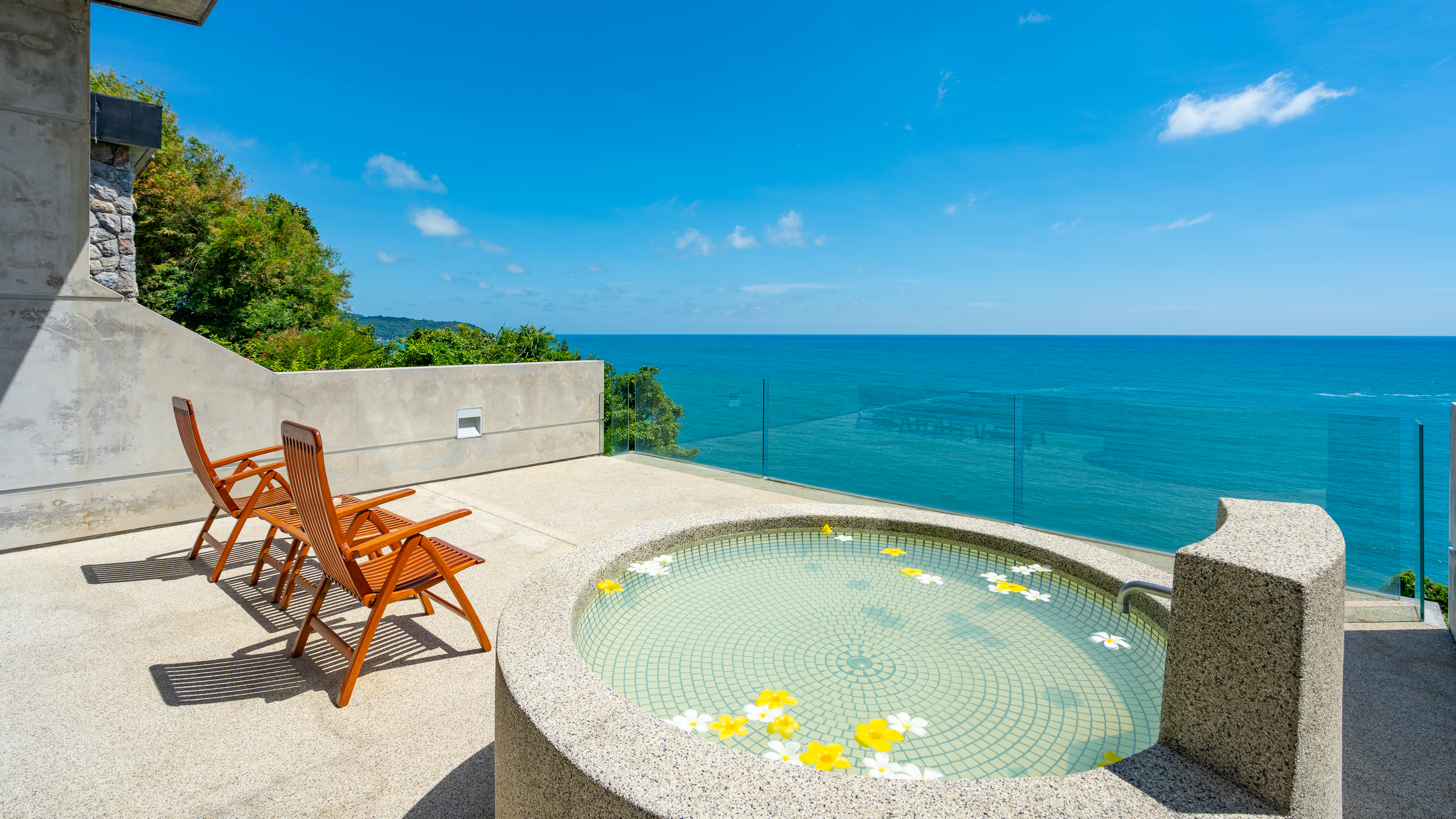Seafront villa with stylish interior design, 6 bedrooms, Kathu