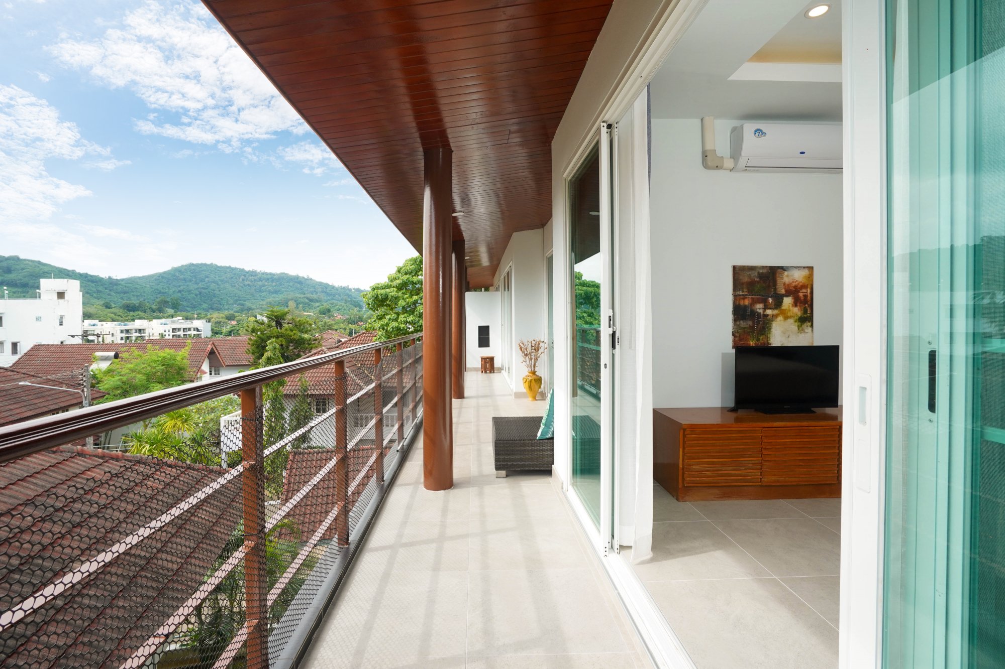 Apartment in Nai Harn, 2 rooms