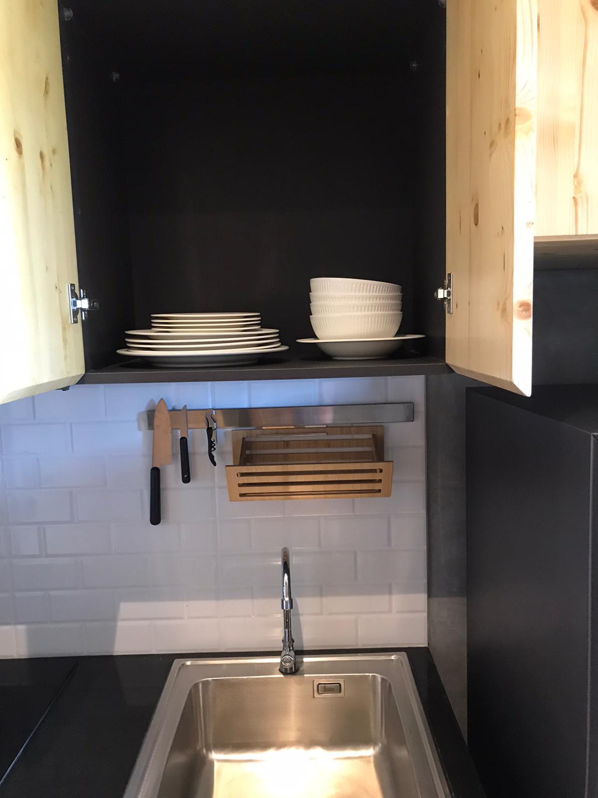 Studio apartment in a modern condominium, Nai Harn