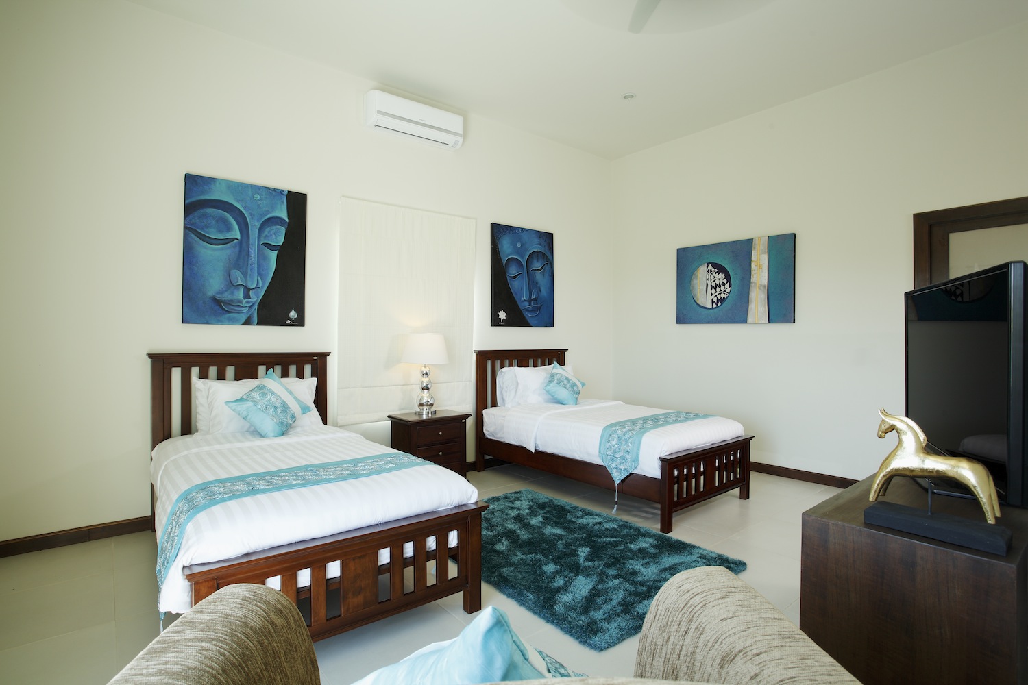 Villa with pool and private terrace, 9 bedrooms, Rawai