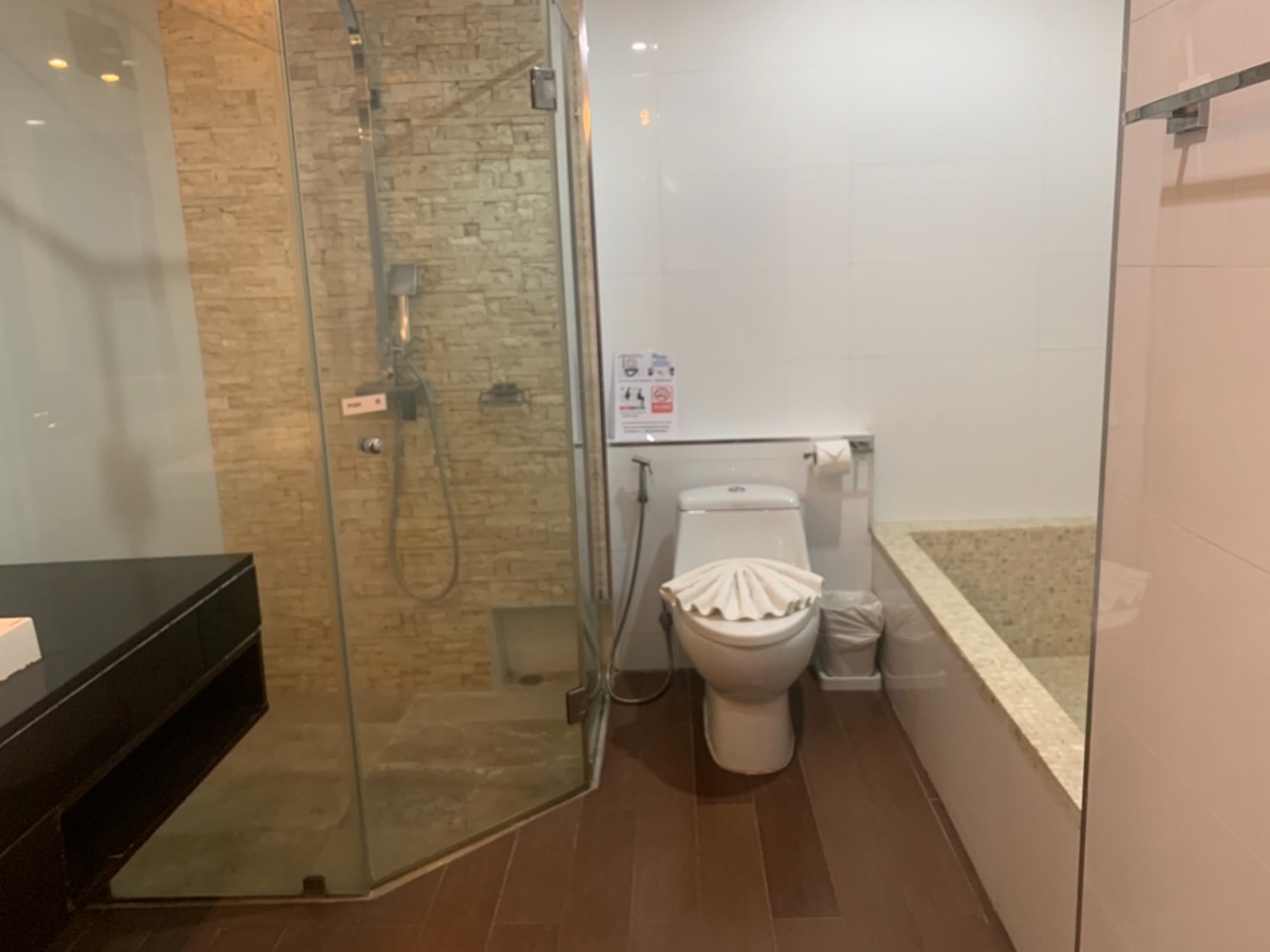 Spacious apartment with pool, 2 bedrooms, Bangtao