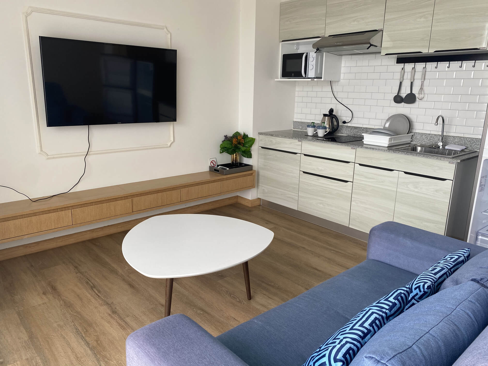 Spacious 1-bedroom apartment in a complex on Surin Beach
