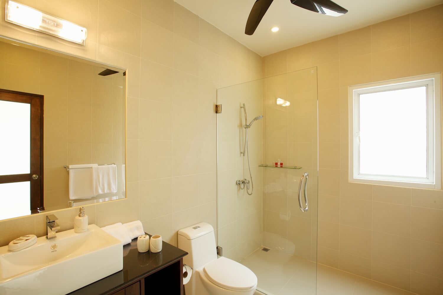 Luxury 7 bedroom villa, Nai Harn