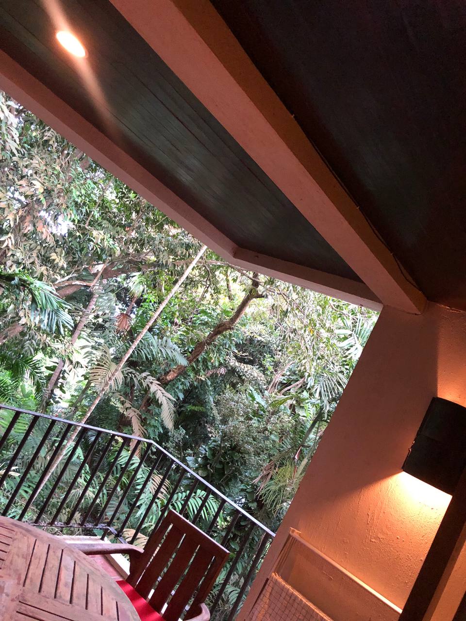 Apartment in Rawai with private private beach, 1 bedroom