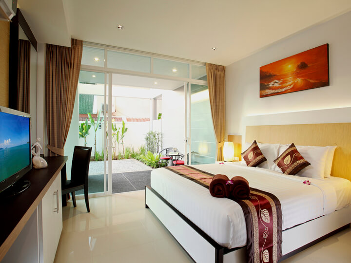 Cozy villa with a private pool and convenient location, Kata Karon