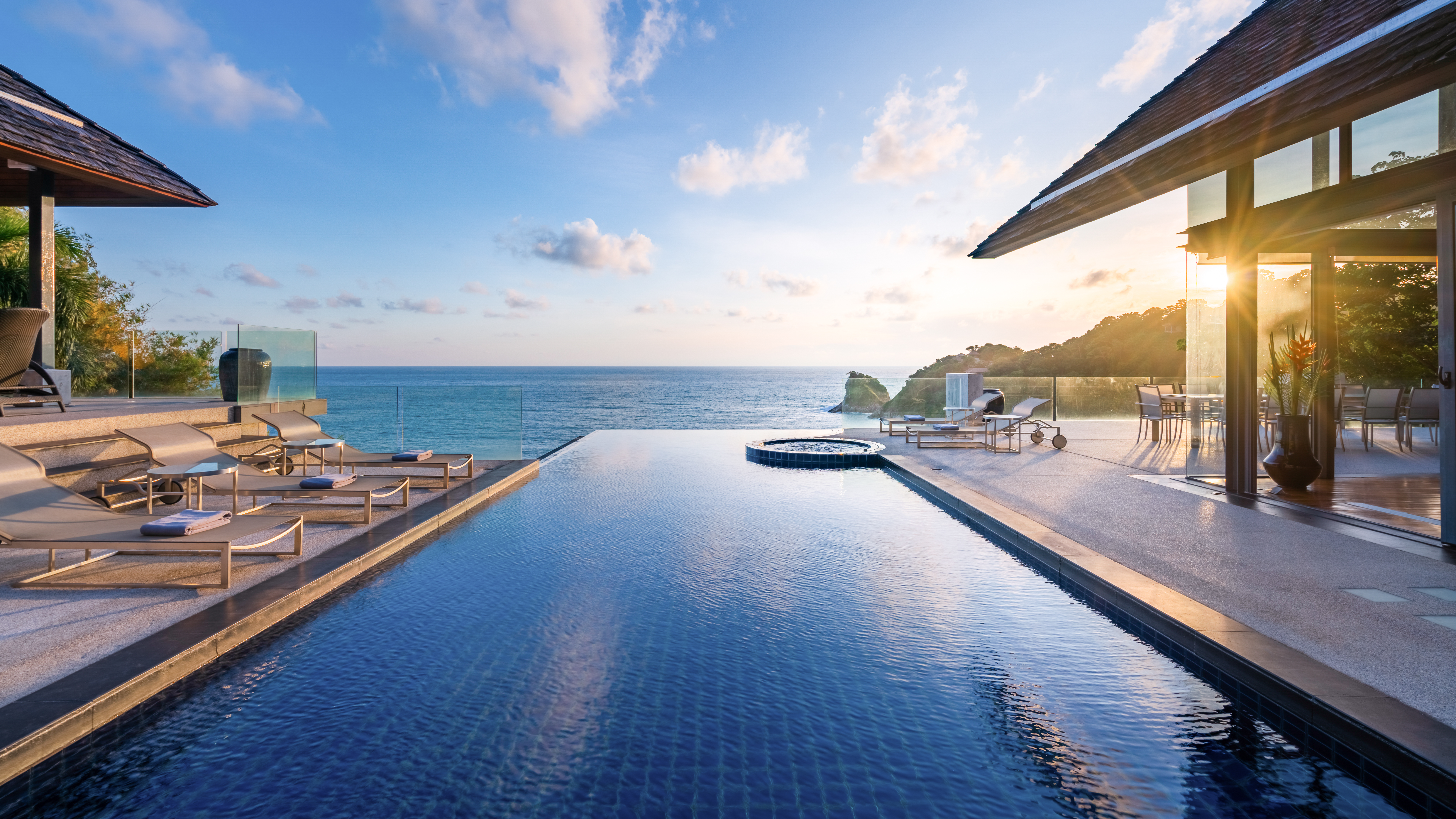 Seafront villa with stylish interior design, 6 bedrooms, Kathu
