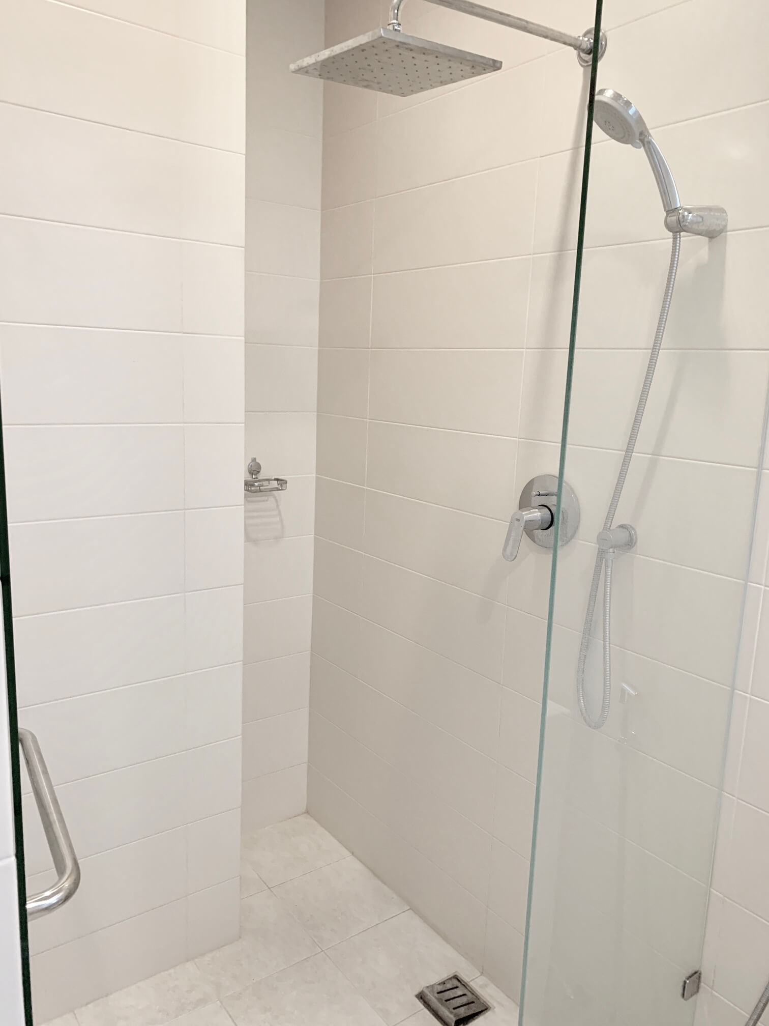 Modern Stylish One-Bedroom Apartment, Kata