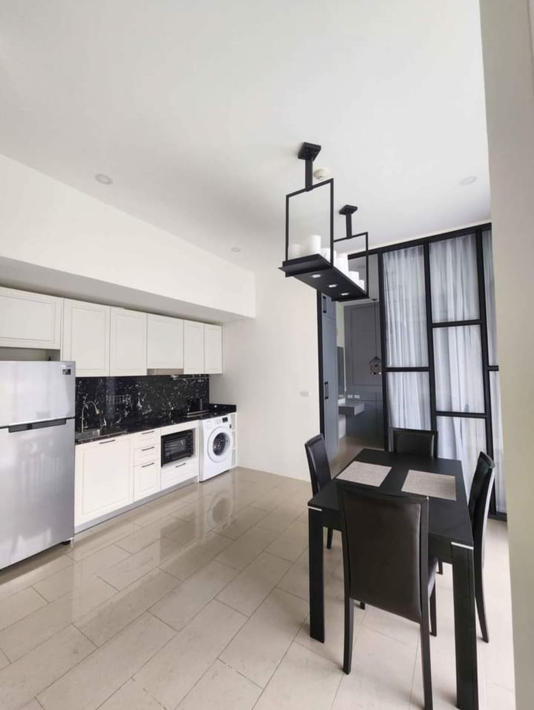 Apartment in Surin with two bedrooms and a well-groomed garden