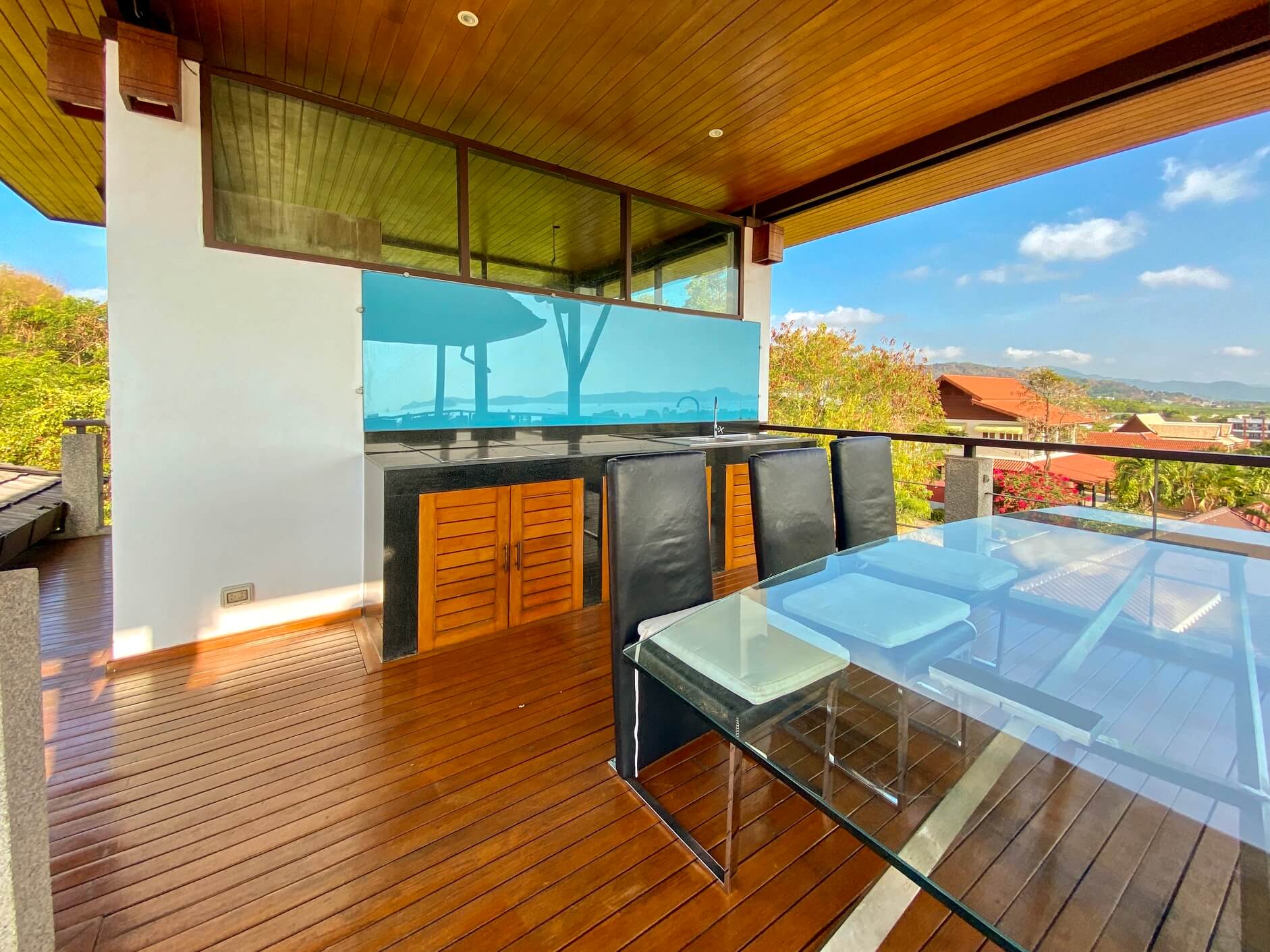 Stylish 4 bedroom villa, Rawai