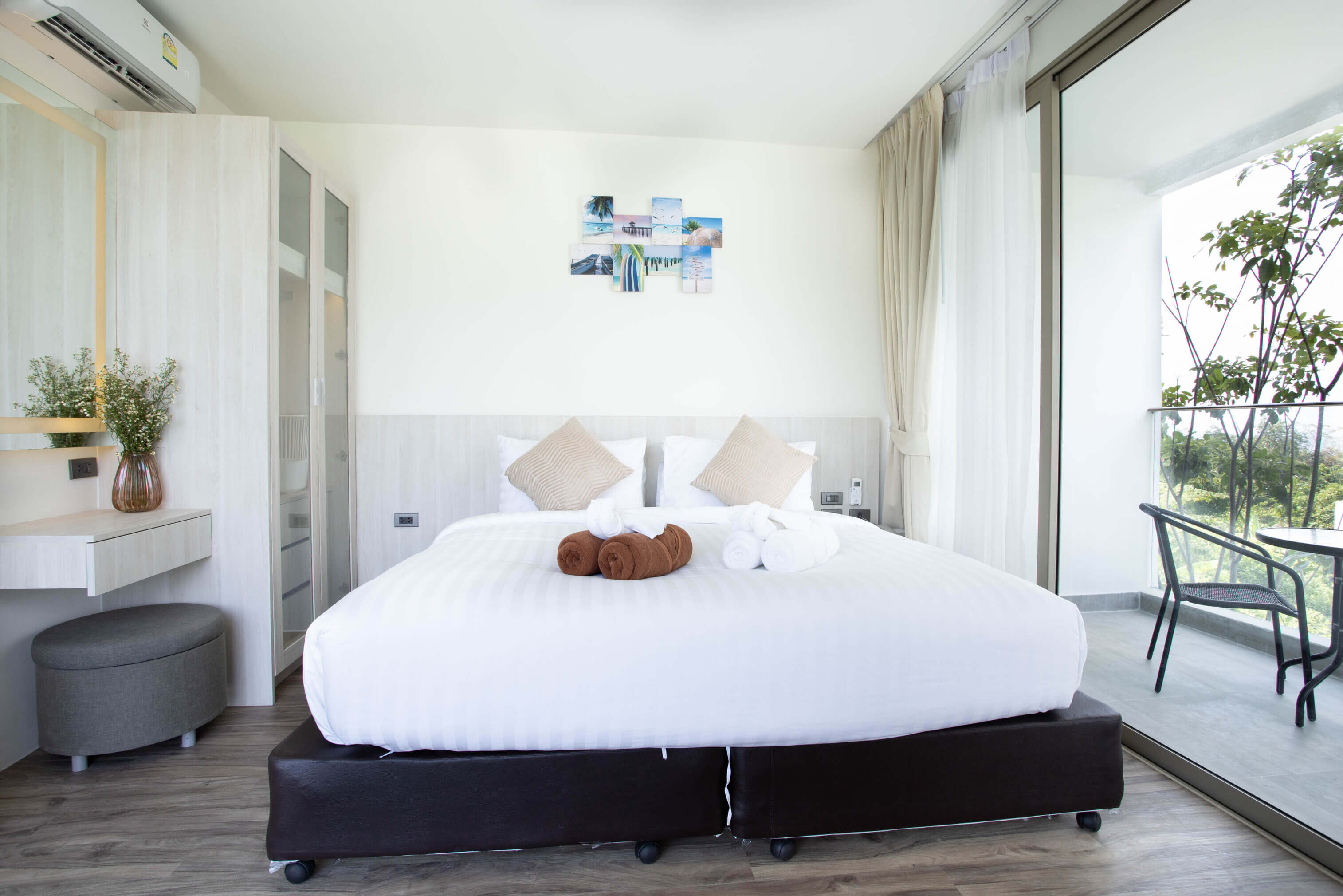 Cozy apartment with a private balcony and an incredible view from the window, 1 bedroom, Kamala