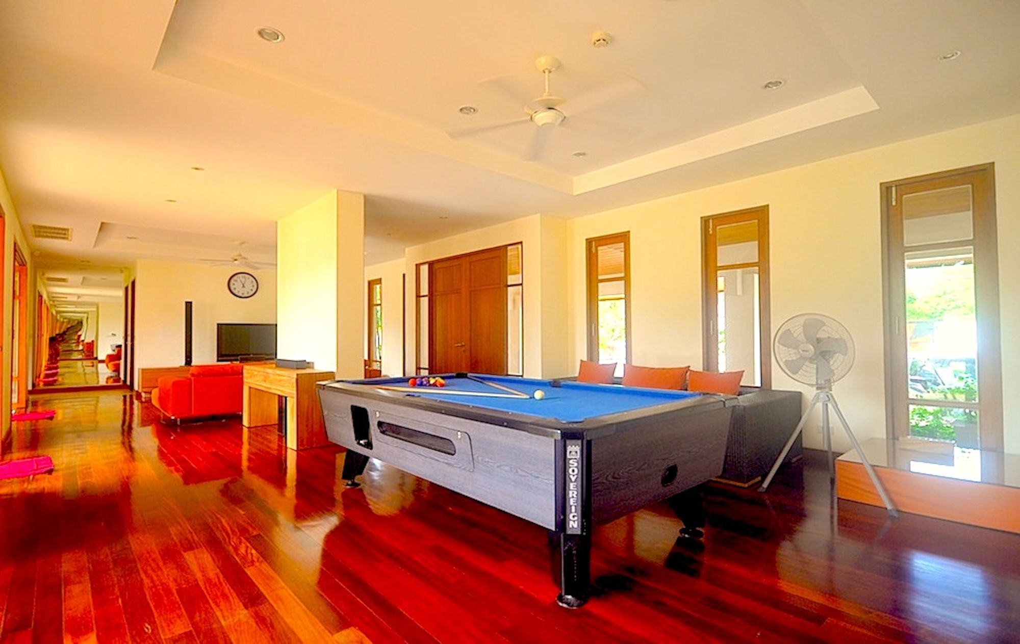 Spacious villa with private pool and landscaped garden, 5 bedrooms, Kathu