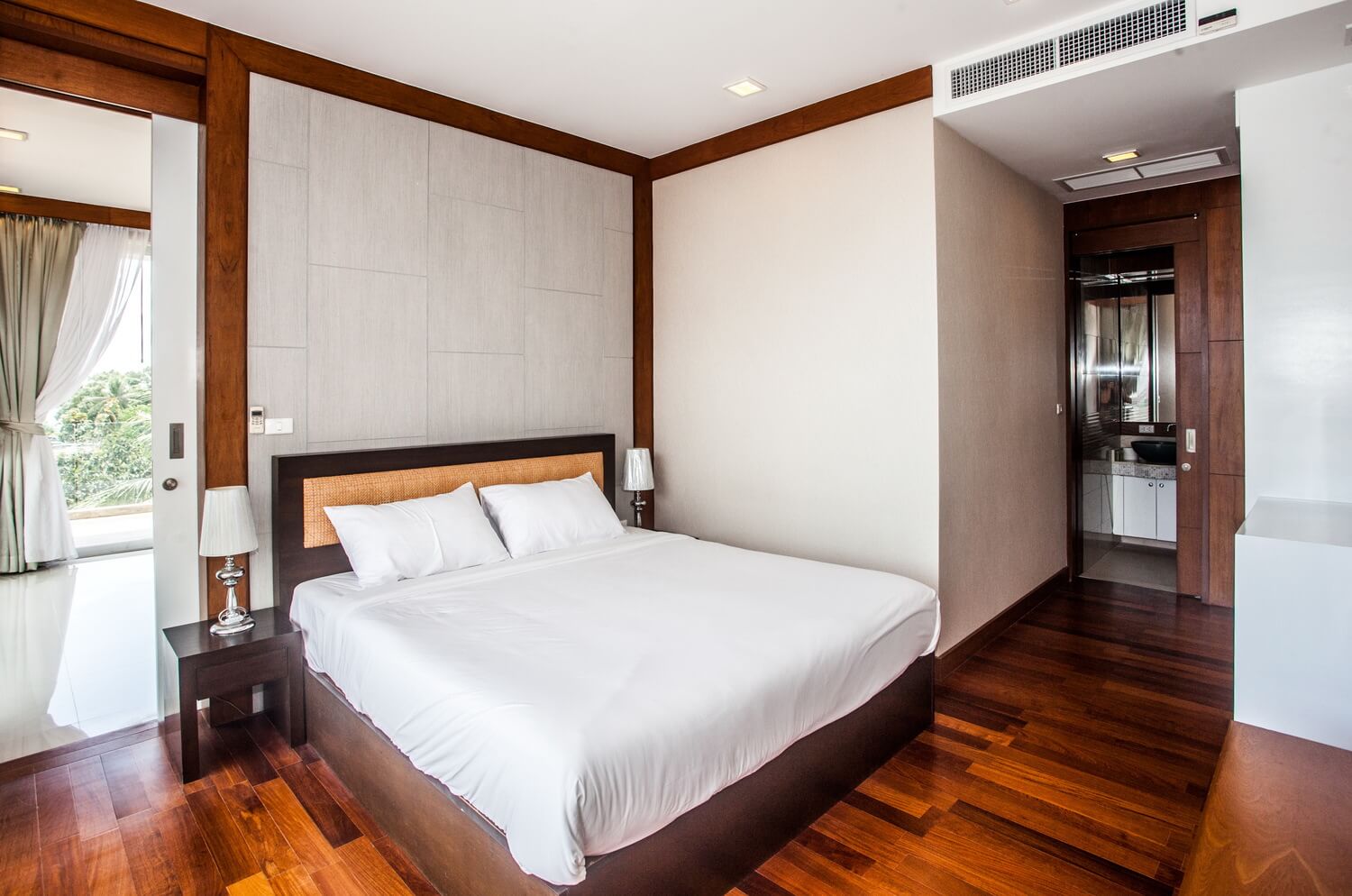 Spacious 2-room studio with modern design, Kata