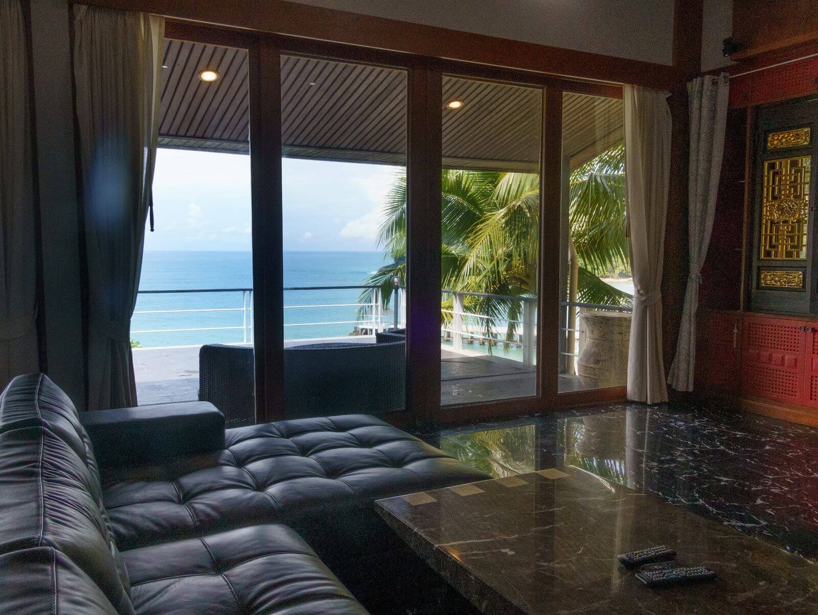 Ideal villa on rocky cliffs in Kamala area, 4 bedrooms