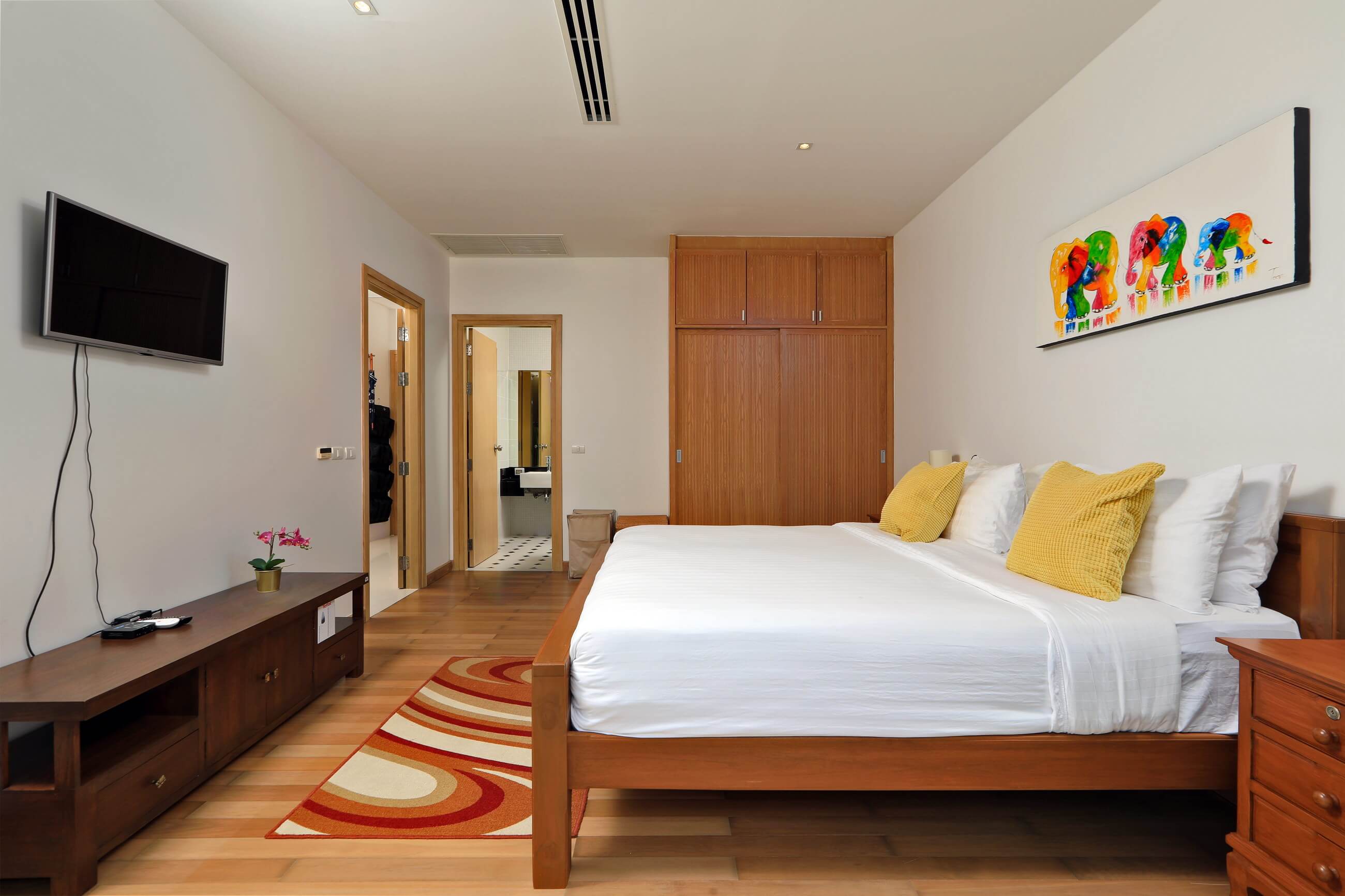 Modern 1 bedroom apartment 70 sq.m., Kamala area