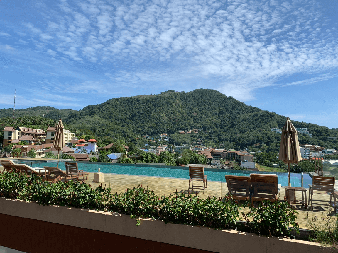 Spacious 2-room studio with an impressive view from the balcony, Kata