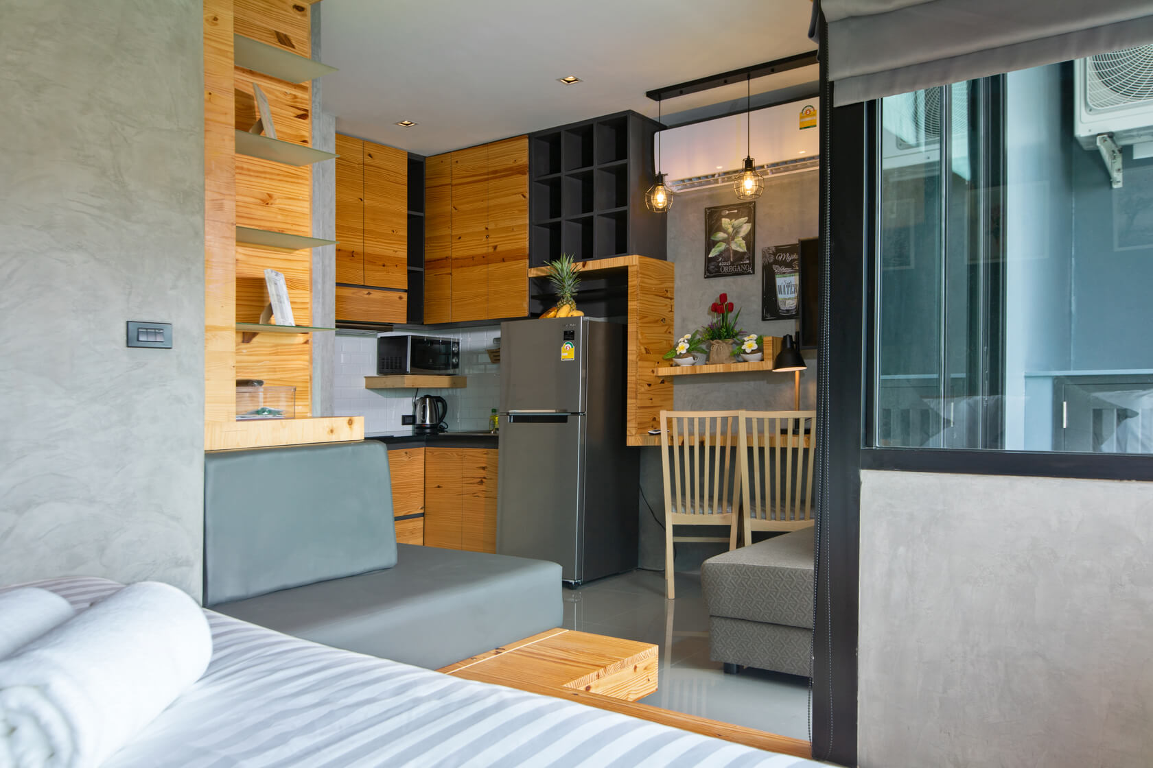 Studio apartment in a modern condominium, Naiharn